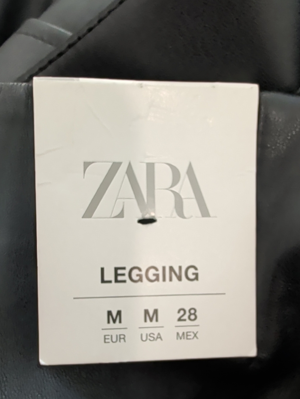 New ZARA Mid Rise Side Zipper Flat Front Black Faux Leather Cargo Leggings M - Picture 15 of 16